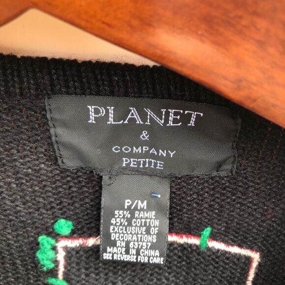 Planet And Company Christmas Sweater And Victoria Jones PM Snowman - Picture 3 of 11